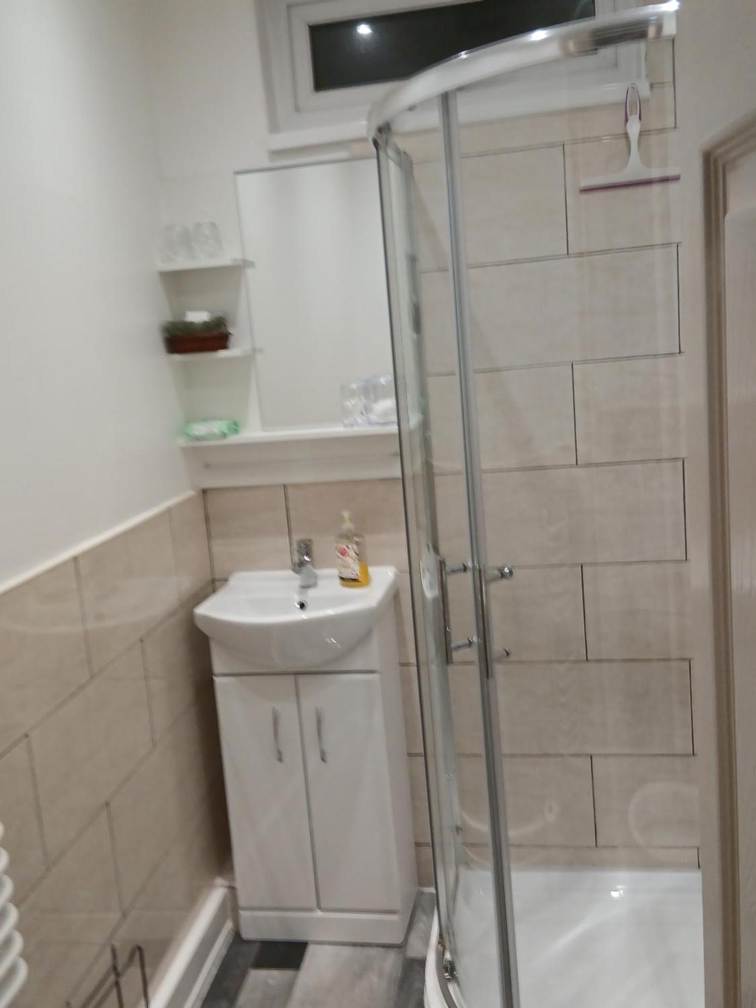 Ponderosa B&B With Free Onsite Parking And Breakfast Included — Photos 1